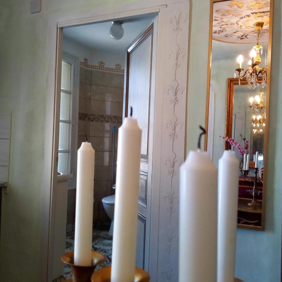 Appartement de Ville Médiévale Vinca Extérieur photo