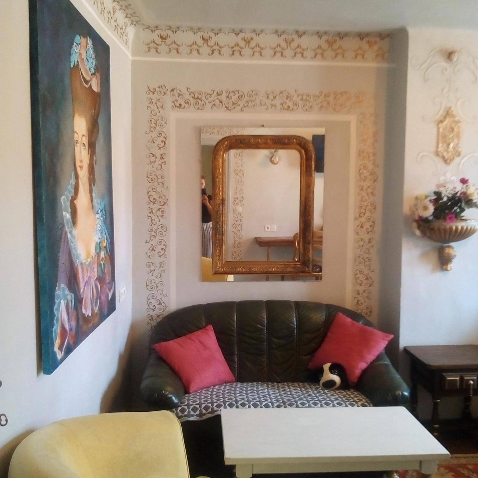 Appartement de Ville Médiévale Vinca Extérieur photo