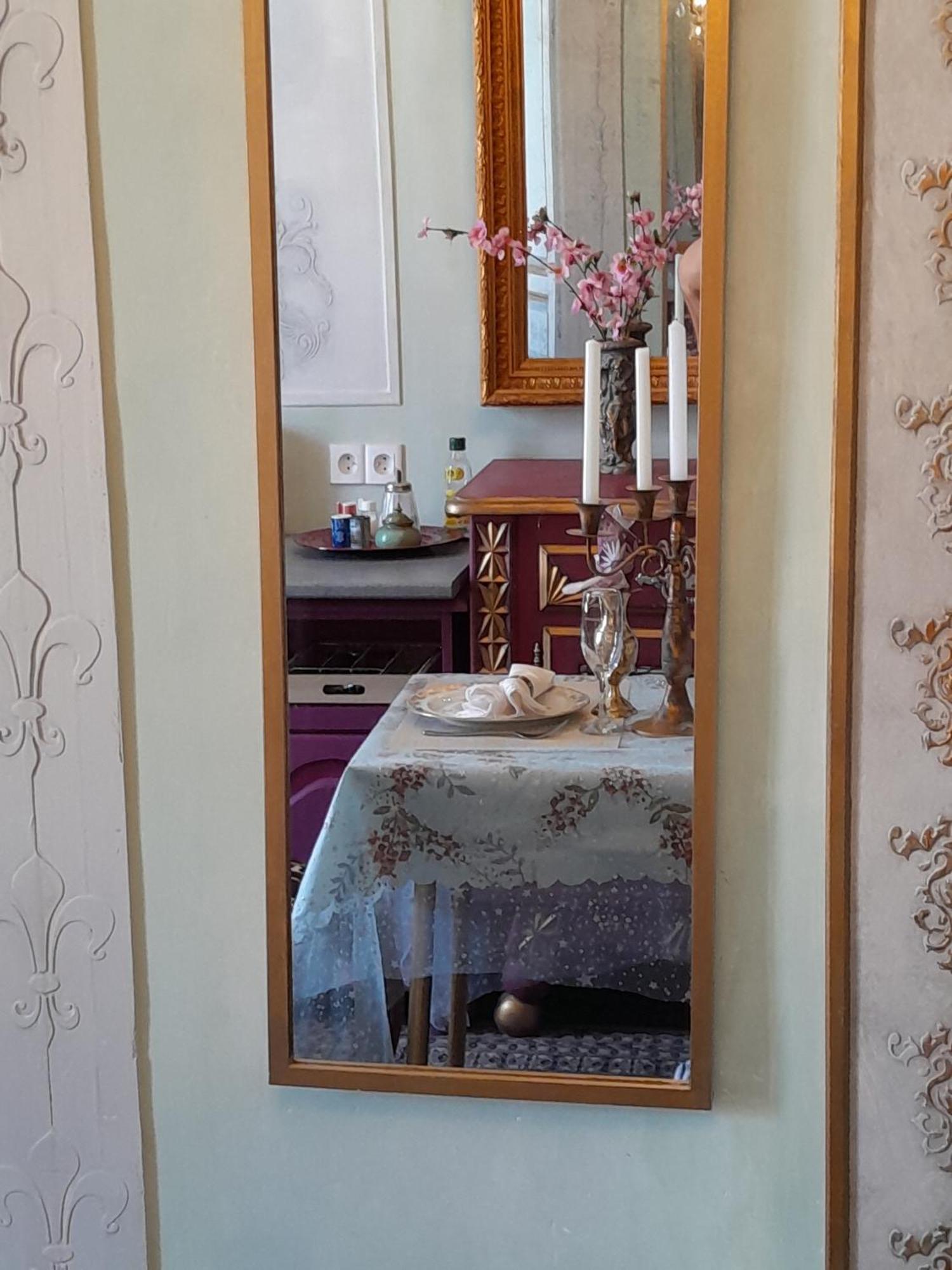 Appartement de Ville Médiévale Vinca Extérieur photo